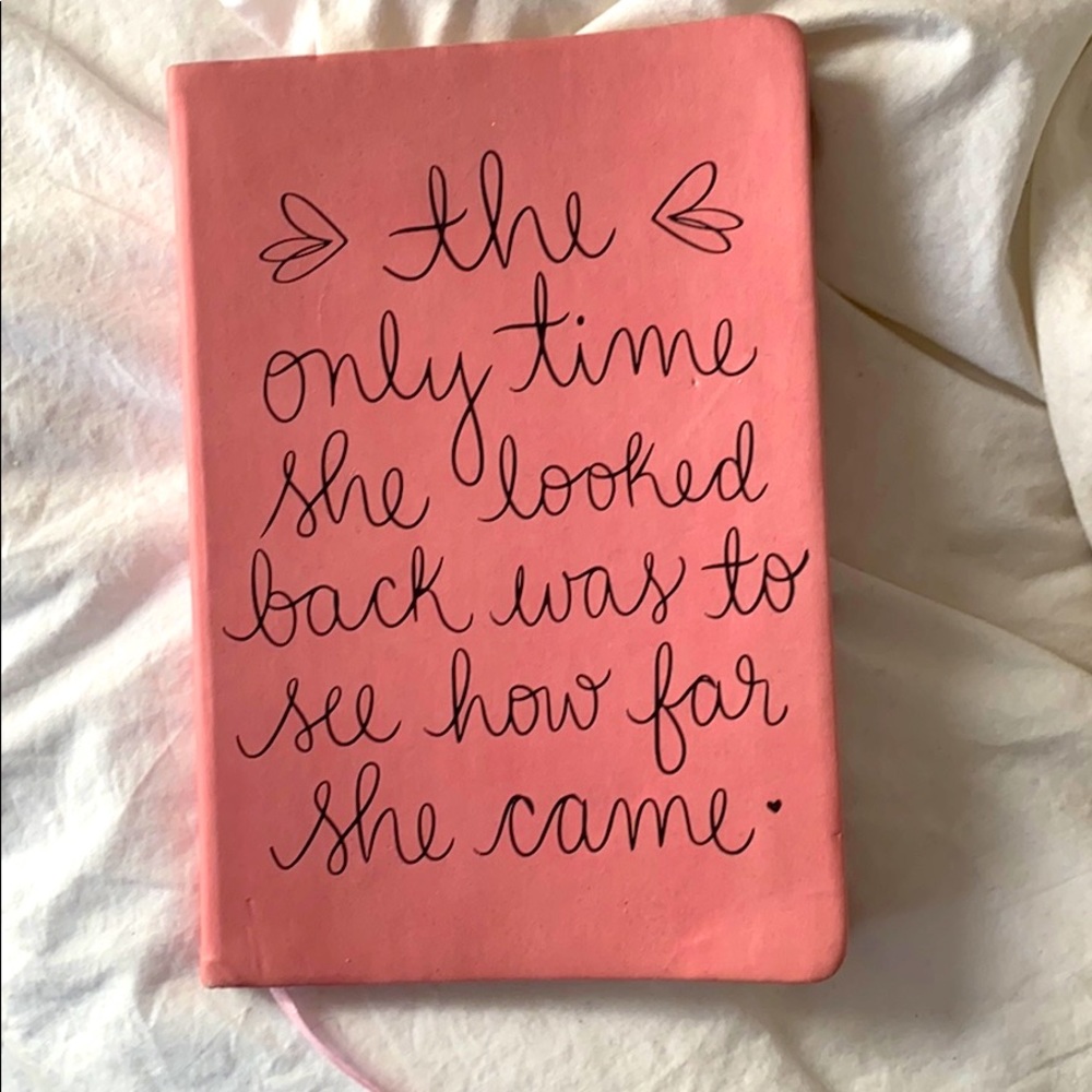 Dayna Lee Collection Journal